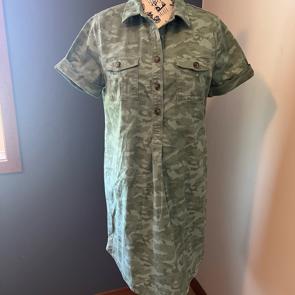 Vineyard Vines Camo dress